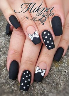 Cute Black Nail Design-8