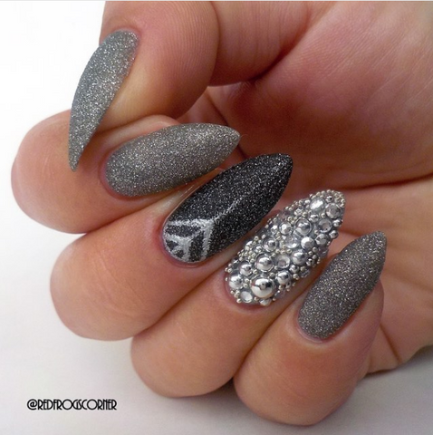 glitter nail design