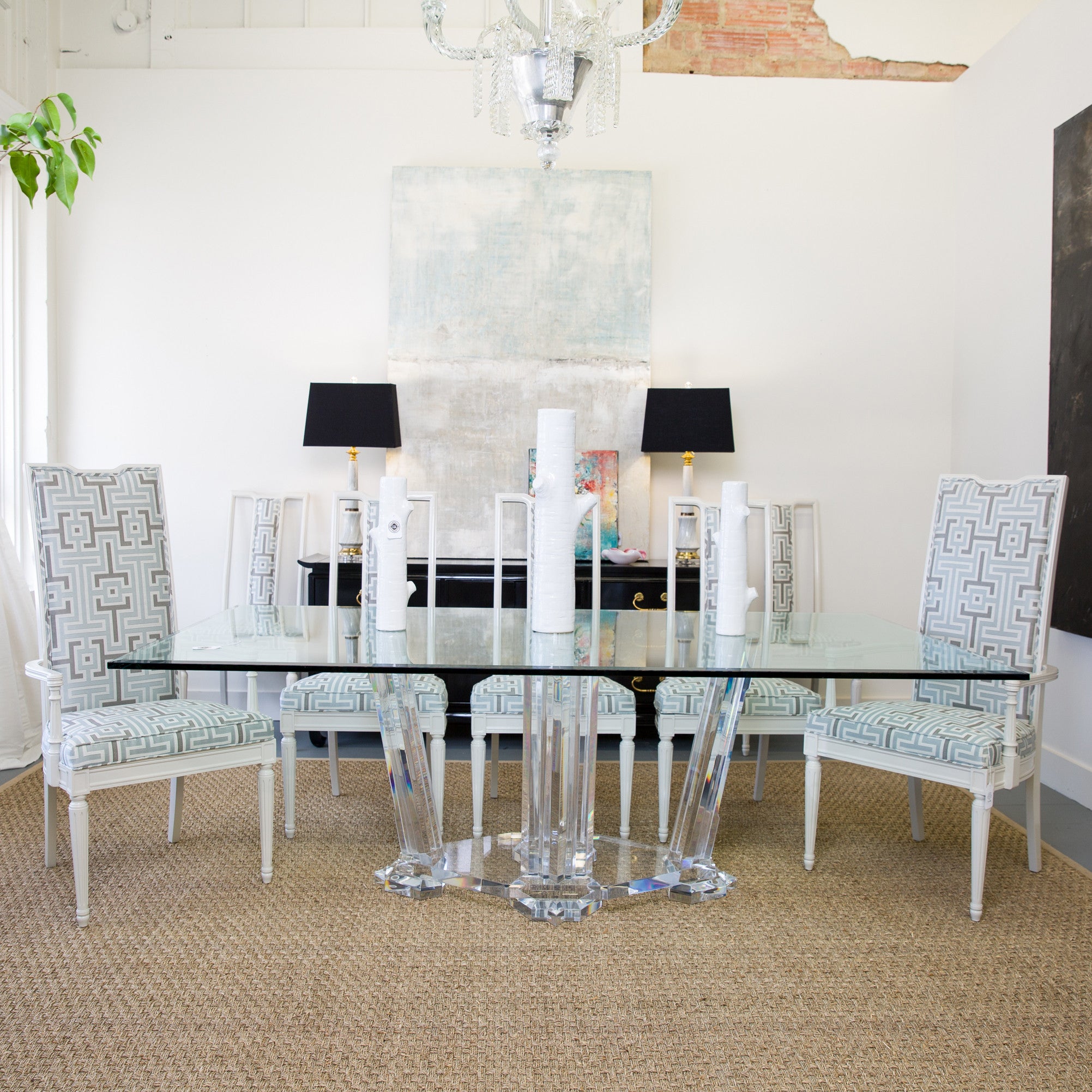 Featured image of post Lucite Dining Table / Choose from contactless same day delivery, drive up and more.