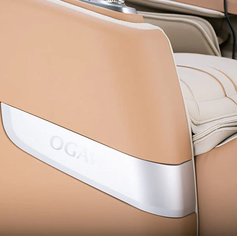 ogawa master drive LE og8100 luxury design