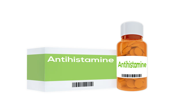 Take an antihistamine before eyelash extension treatment for allergies. Cartel Lash 