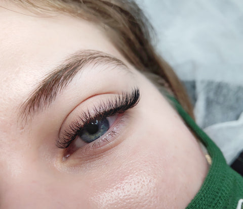 How would you describe this style? Is this doll eye? : r/eyelashextensions