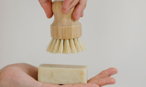 Dry Body Brushing Definition, Benefits and Risks