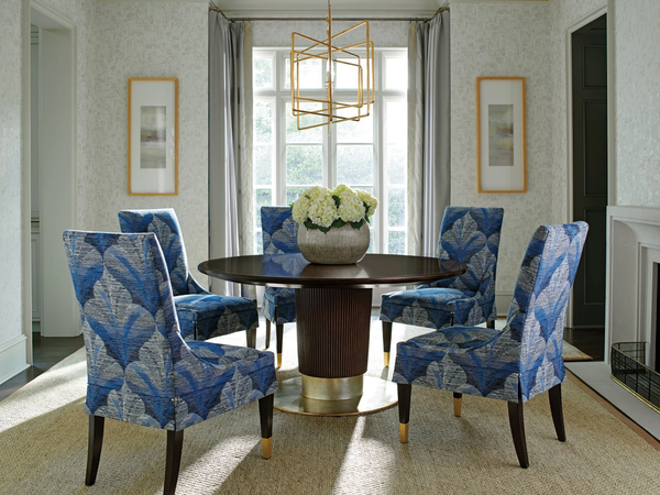 Lexington Carlyle Waldorf Round Dining Table