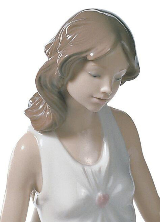 My Little Sweetie Mother Figurine. Matte White 01009430 /9430