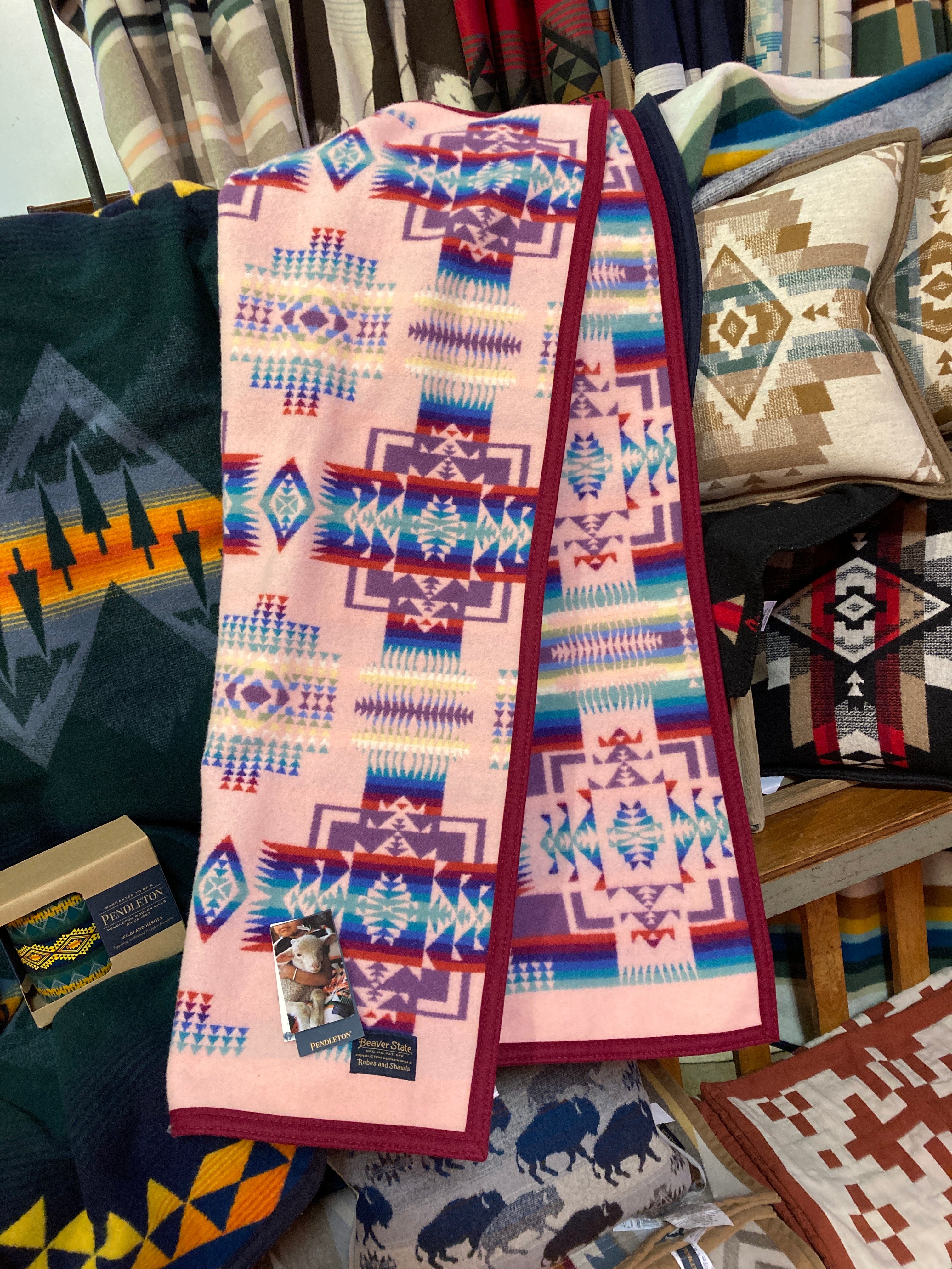 Chief Joseph Crib Fringe Shawl – Frontier Relics