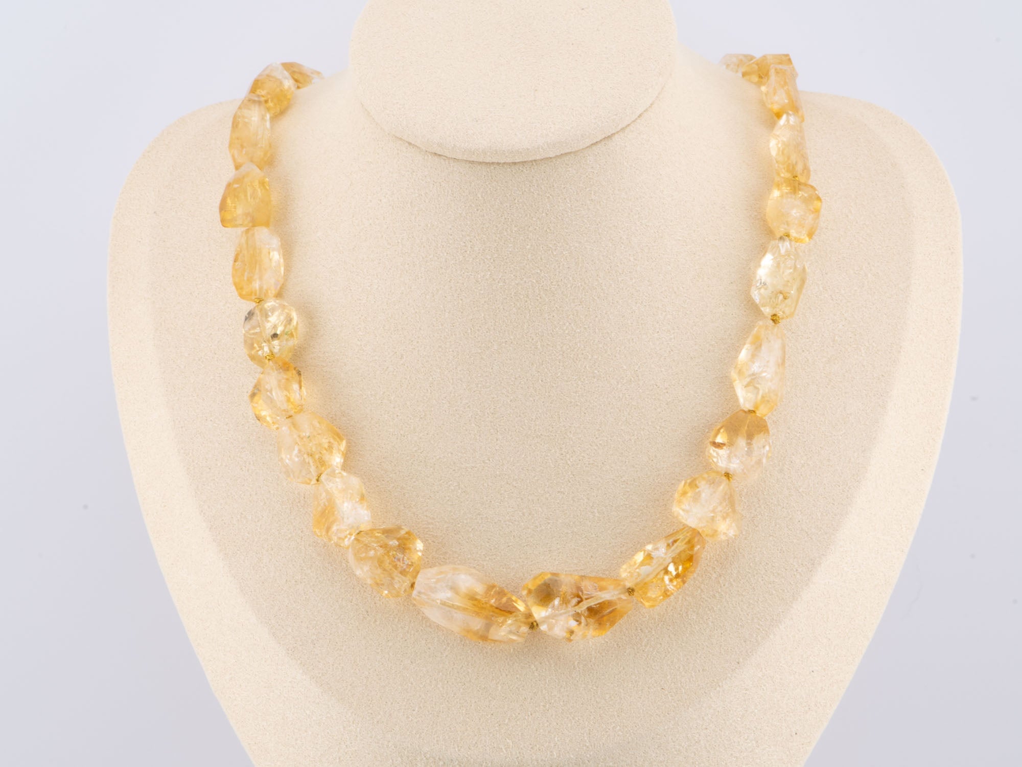 Natural Hue Bone Bead Necklace — SUMMER STRAUCH