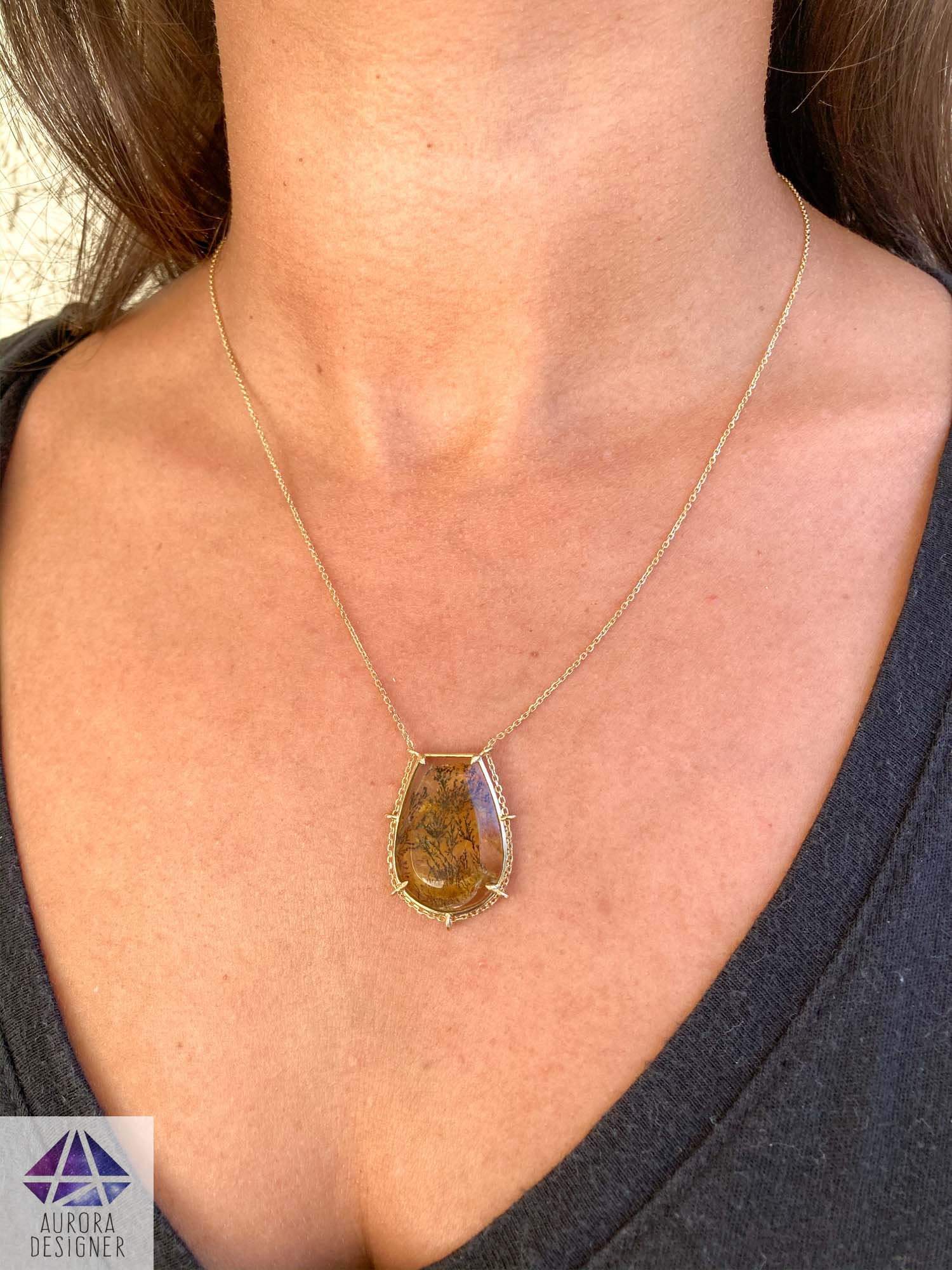 gold agate pendant