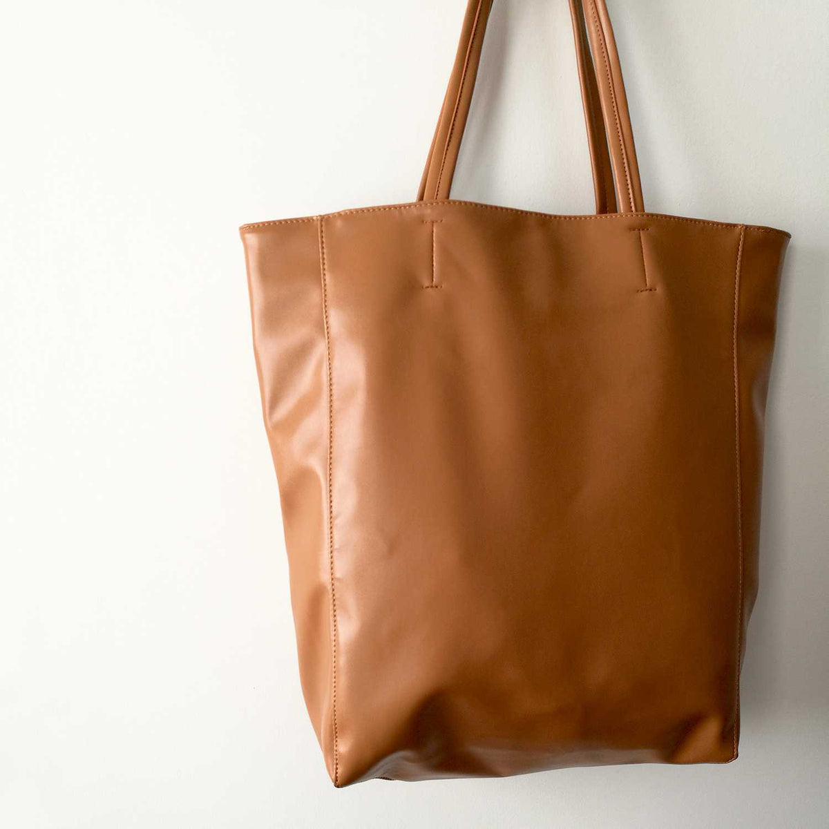 Oversized Eco Vegan Leather Lambskin Tote Bag 16.7