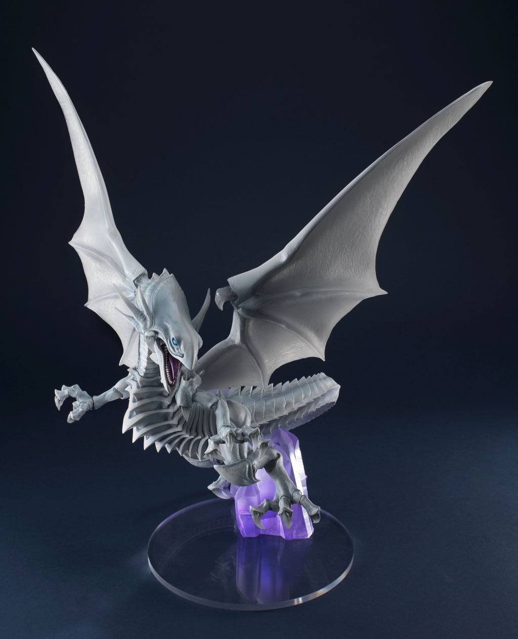 blue eyes white dragon action figure