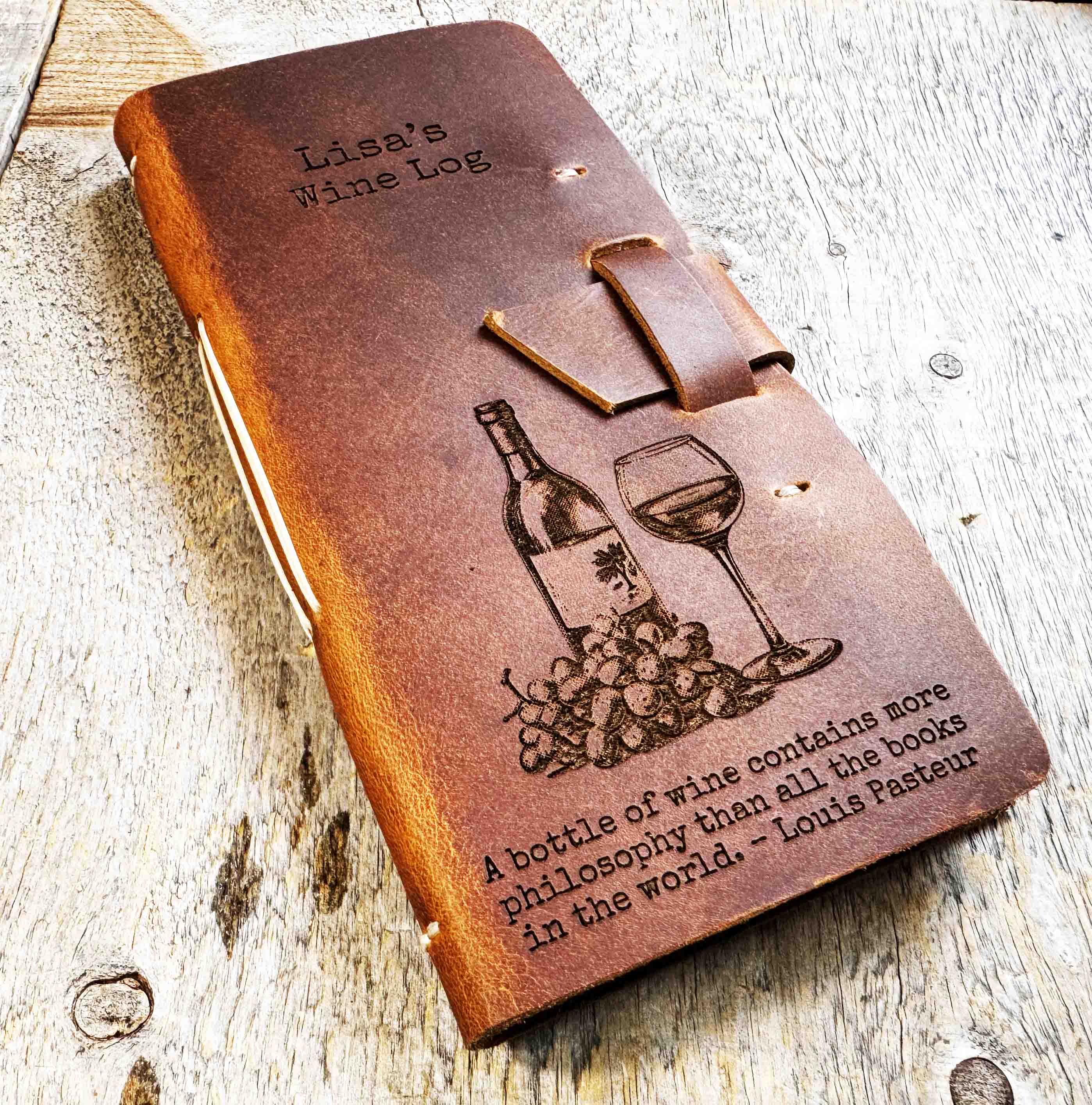 Engraved Leather Wine Log 7.jpg__PID:c27ccb52-0329-4ff6-b1a3-53e800042612