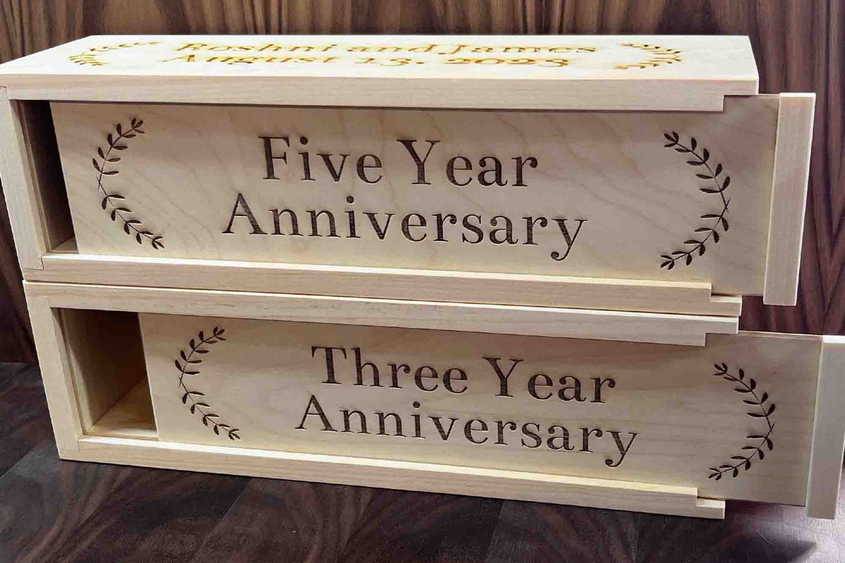 Engraved Double wine box