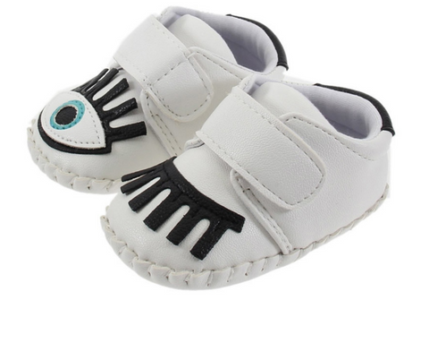 Velcro baby shoes 