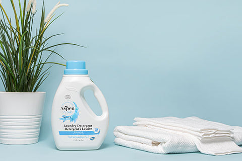 AspenClean natural laundry detergent unscented with towels