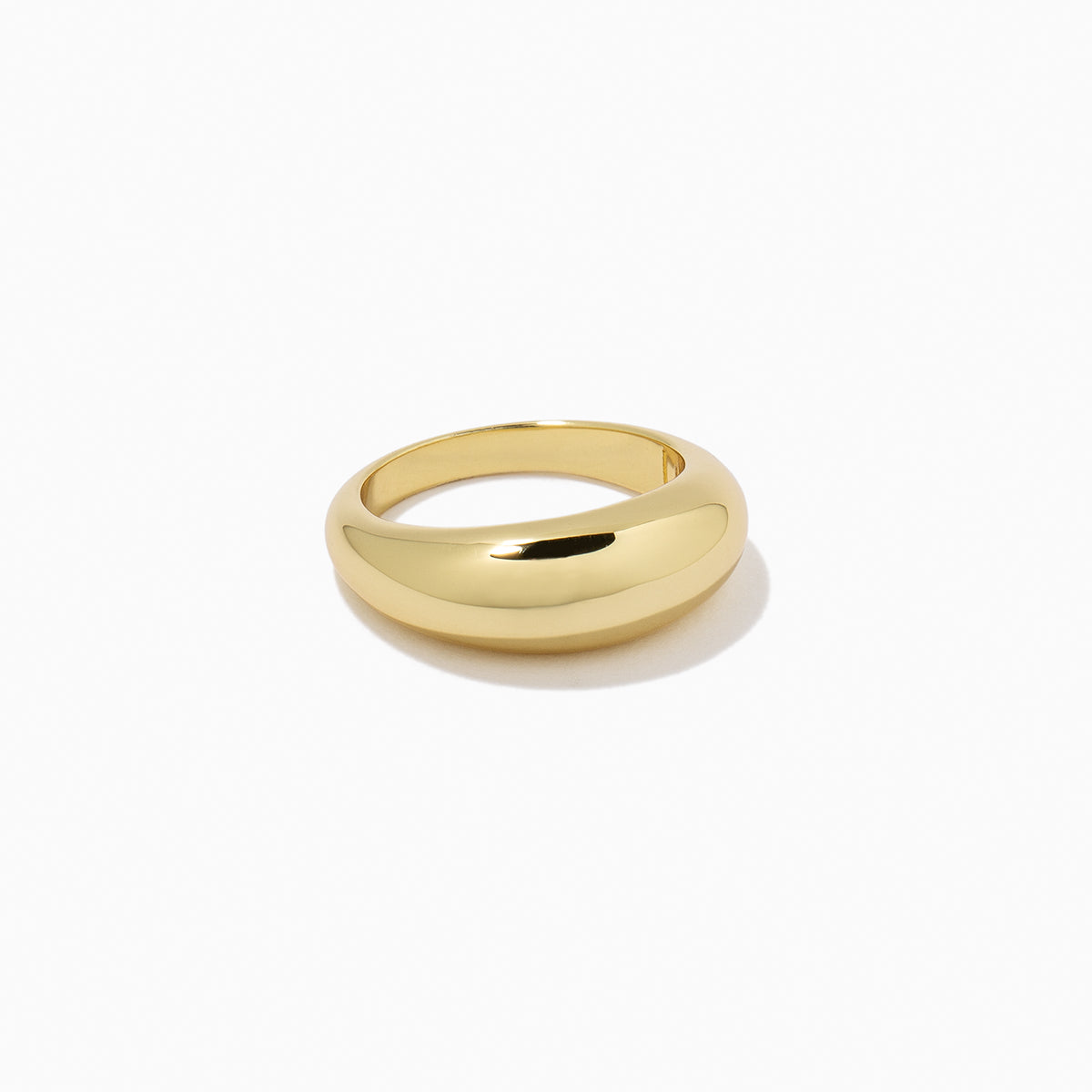 June Rings | The Engagement Ring Gold Guide
