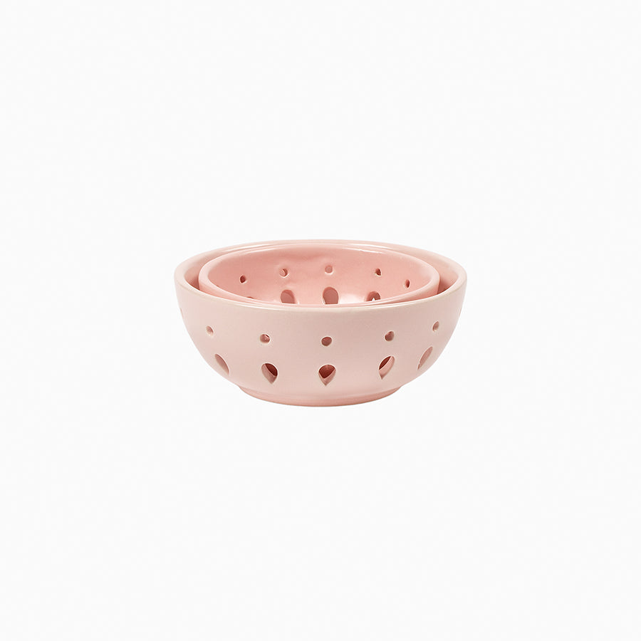 Nesting Berry Bowls (Set of 2)