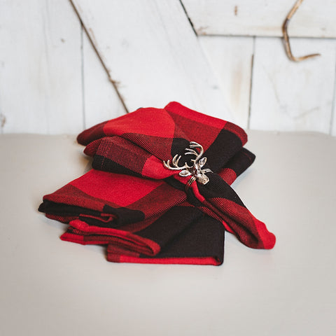 buffalo check napkins with reindeer napkin rings