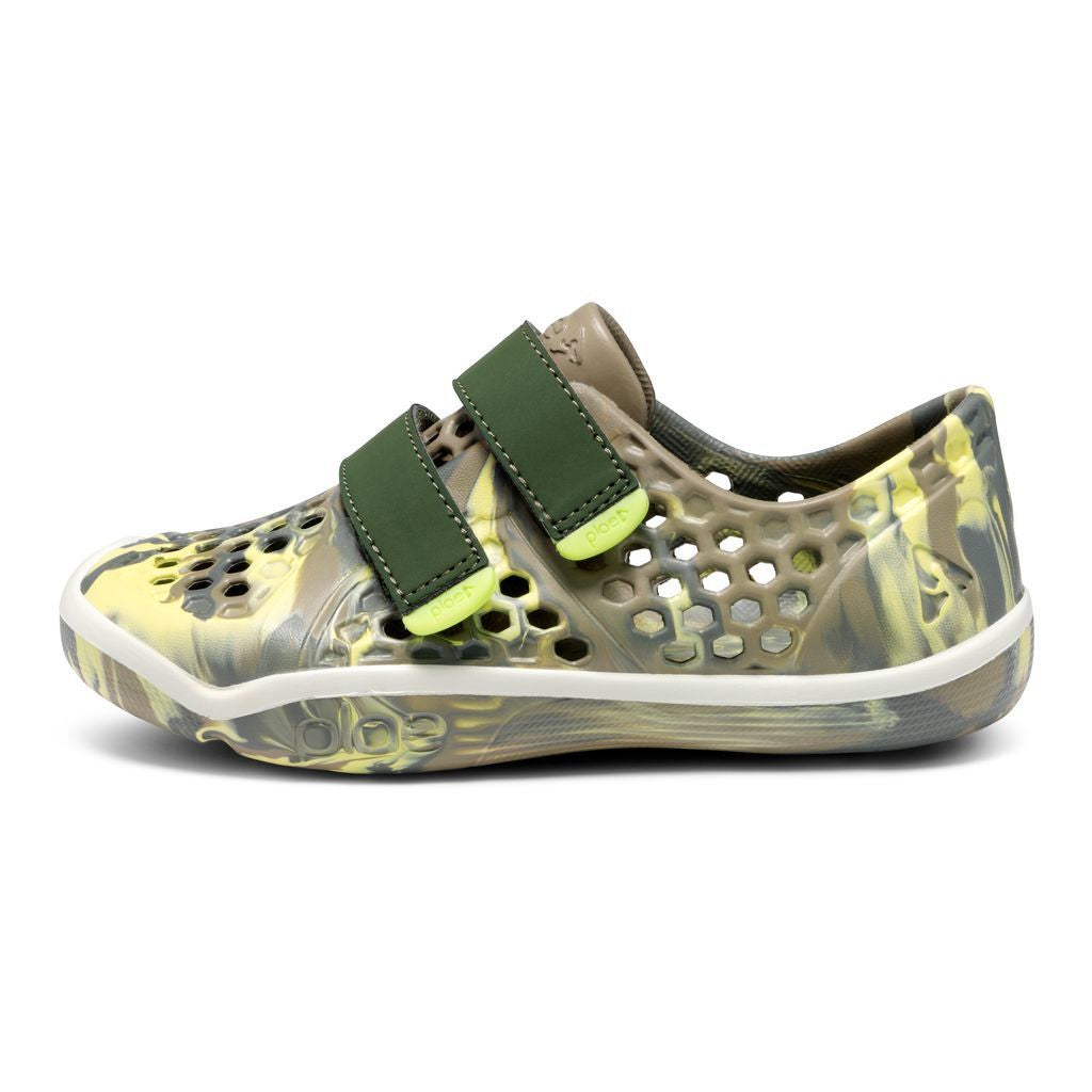 plae camo shoes