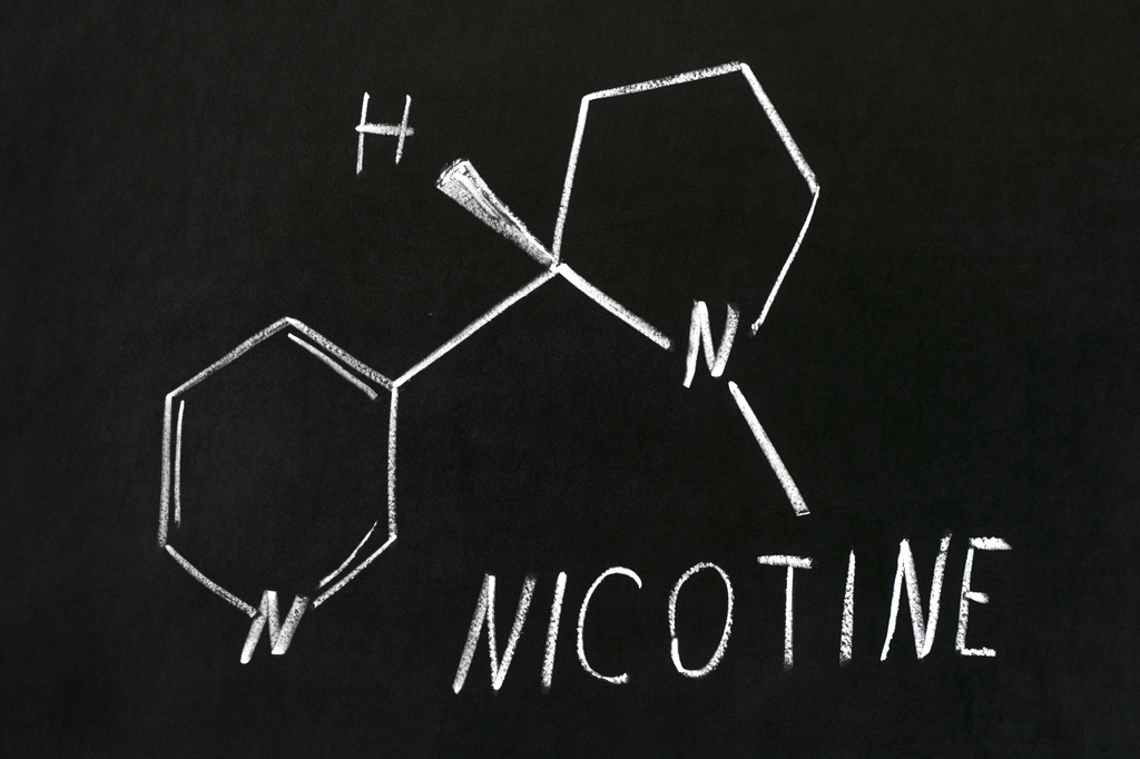 nicotine atomic structure