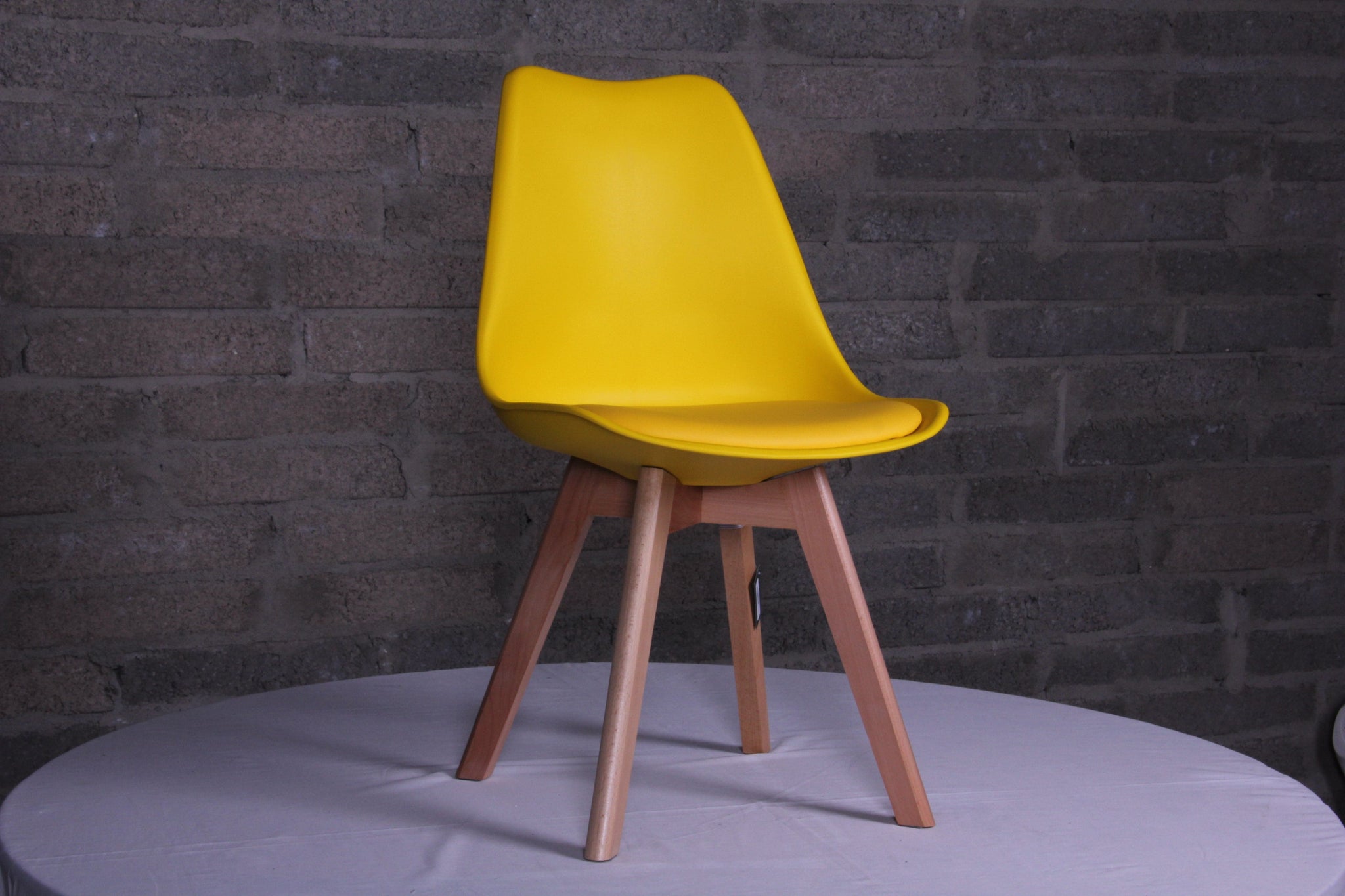eames style dining chairs yellow with padded seat