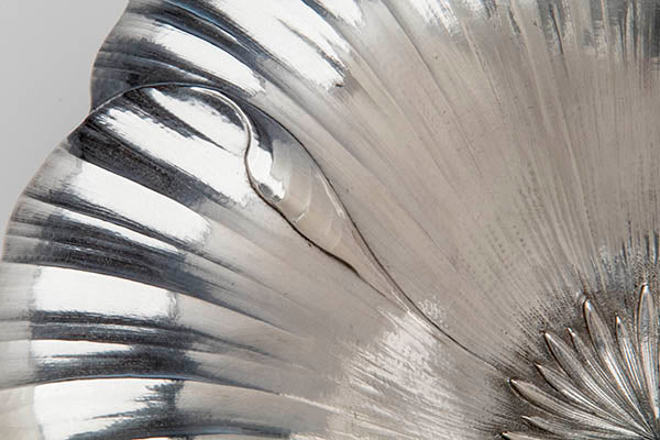 Clemens Friedell 'Poppy' centerpiece bowl detail