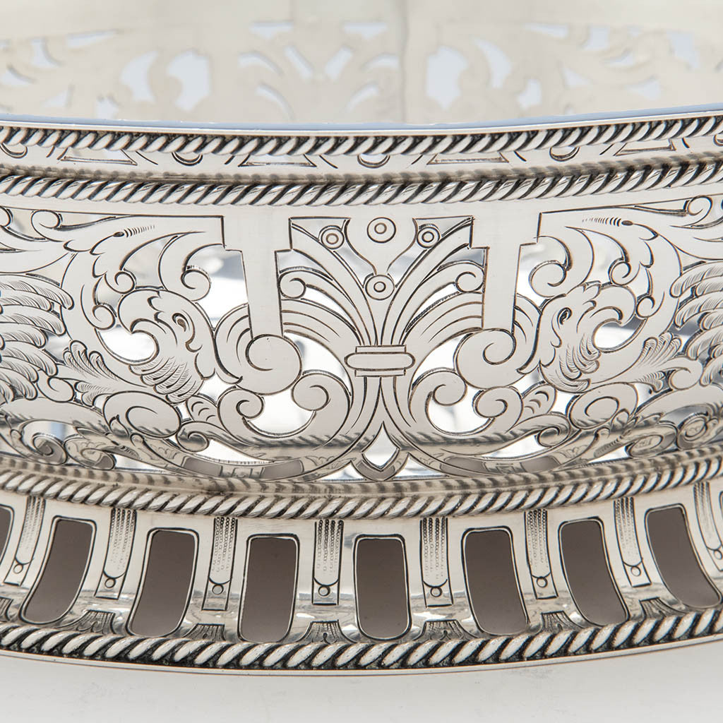 Gorham Antique Sterling Silver 'Sample' Centerpiece Bowl with Liner, P ...