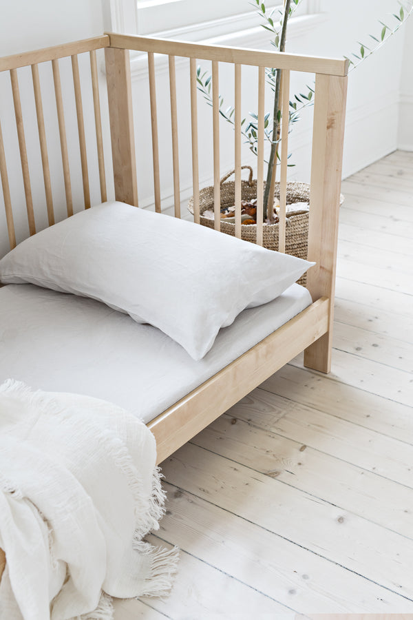 linen cot bedding