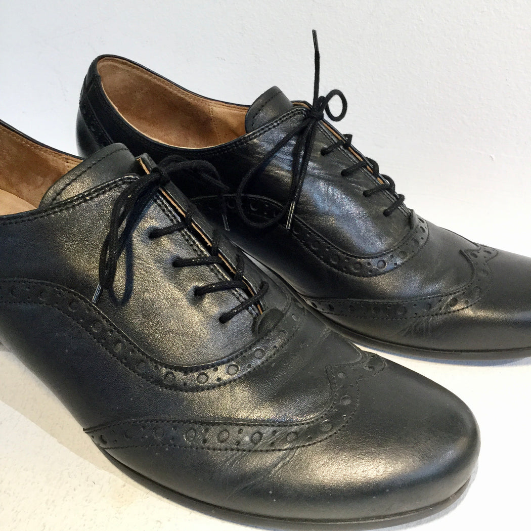 gabor oxford shoes