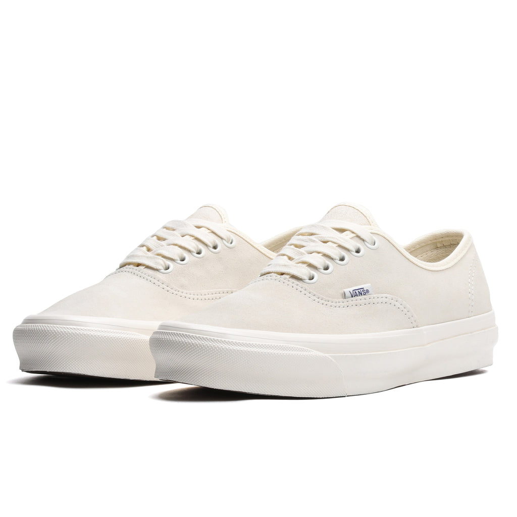 vans authentic og white