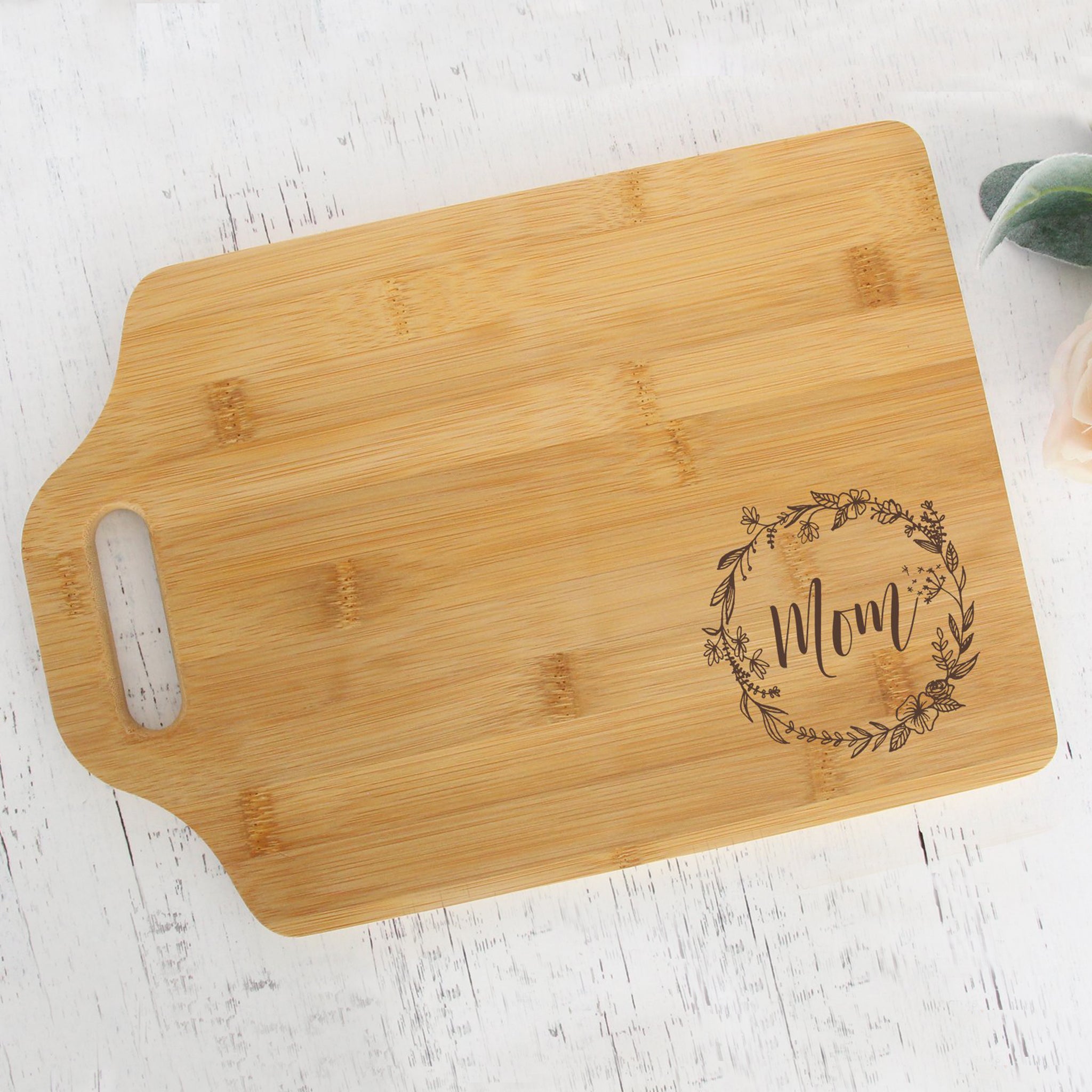  Mom's Kitchen, Engraved Bamboo Wood Cutting Board - Mothers Day  Gift, Gifts for Moms - JS47 : Home & Kitchen