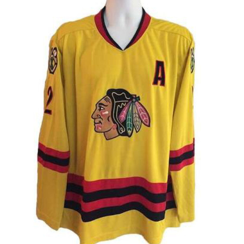 pink blackhawks jersey