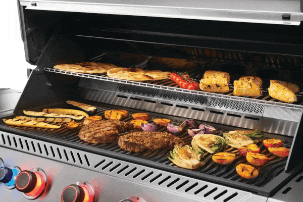 Napoleon Prestige 665 Connected Gas Grill family grilling meat