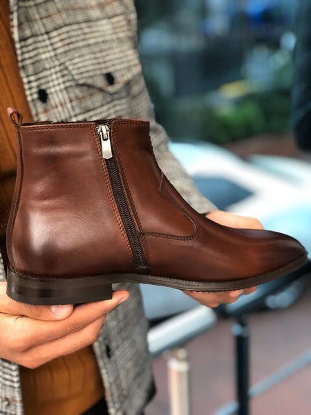 Chelsea Buckle Detail With Classic Leather Boots Brown | BOJONI