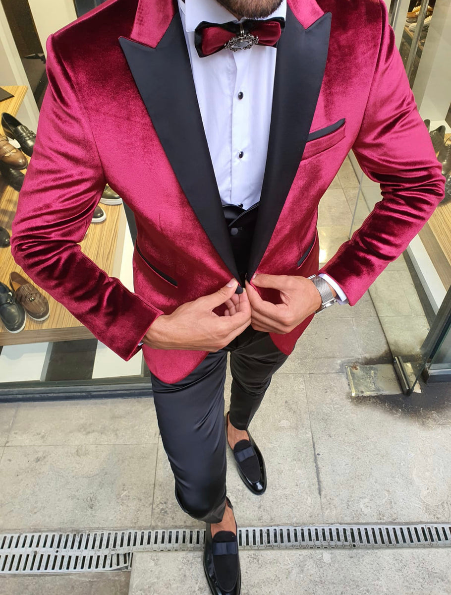 Nocelli Red Slim Fit Peak Lapel Velvet Tuxedo | BOJONI