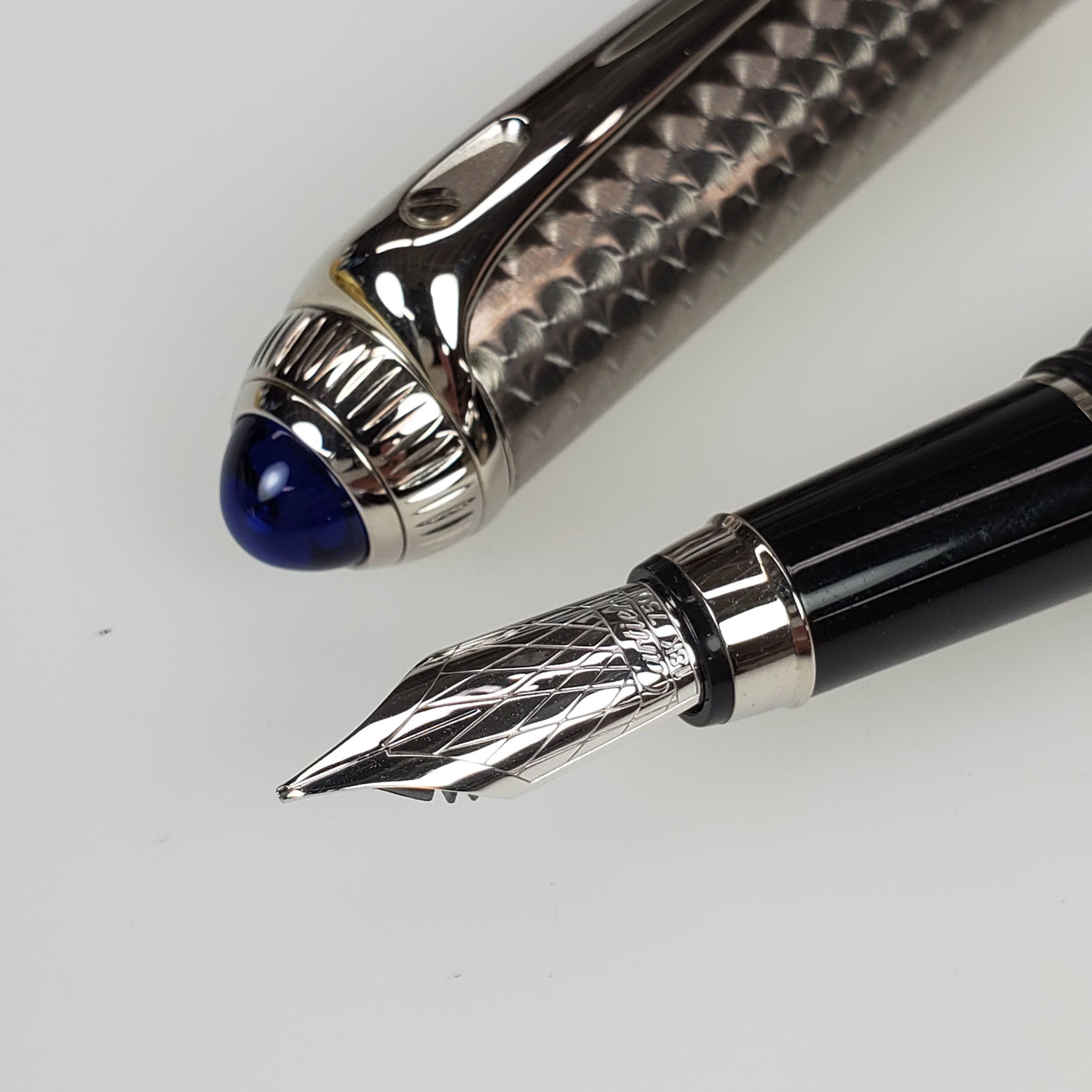 cartier roadster leather pen