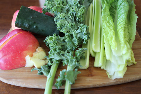 healthy green juice fresh vegetables