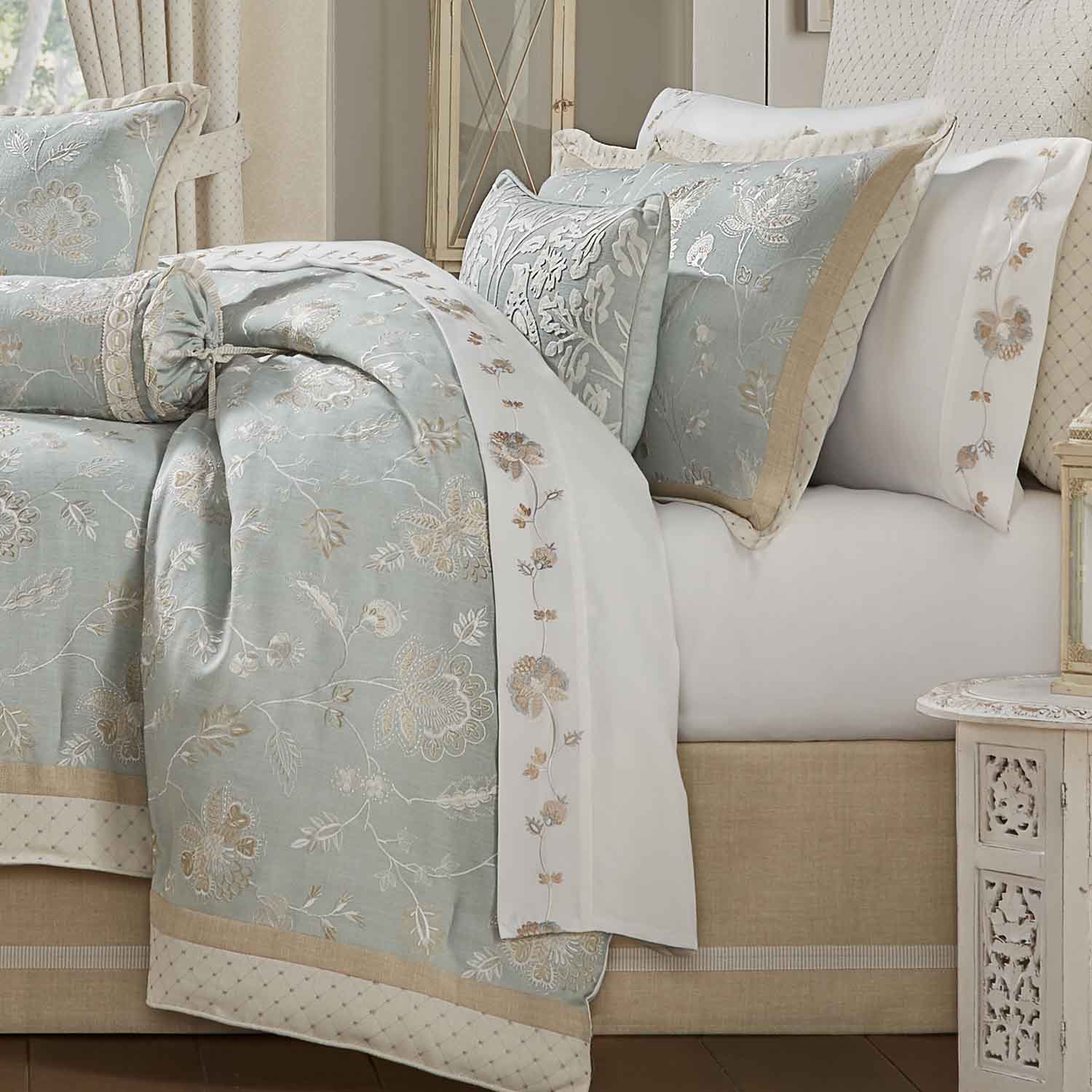 J Queen New York Garden View Spa 4 Piece Comforter Set Latest Bedding