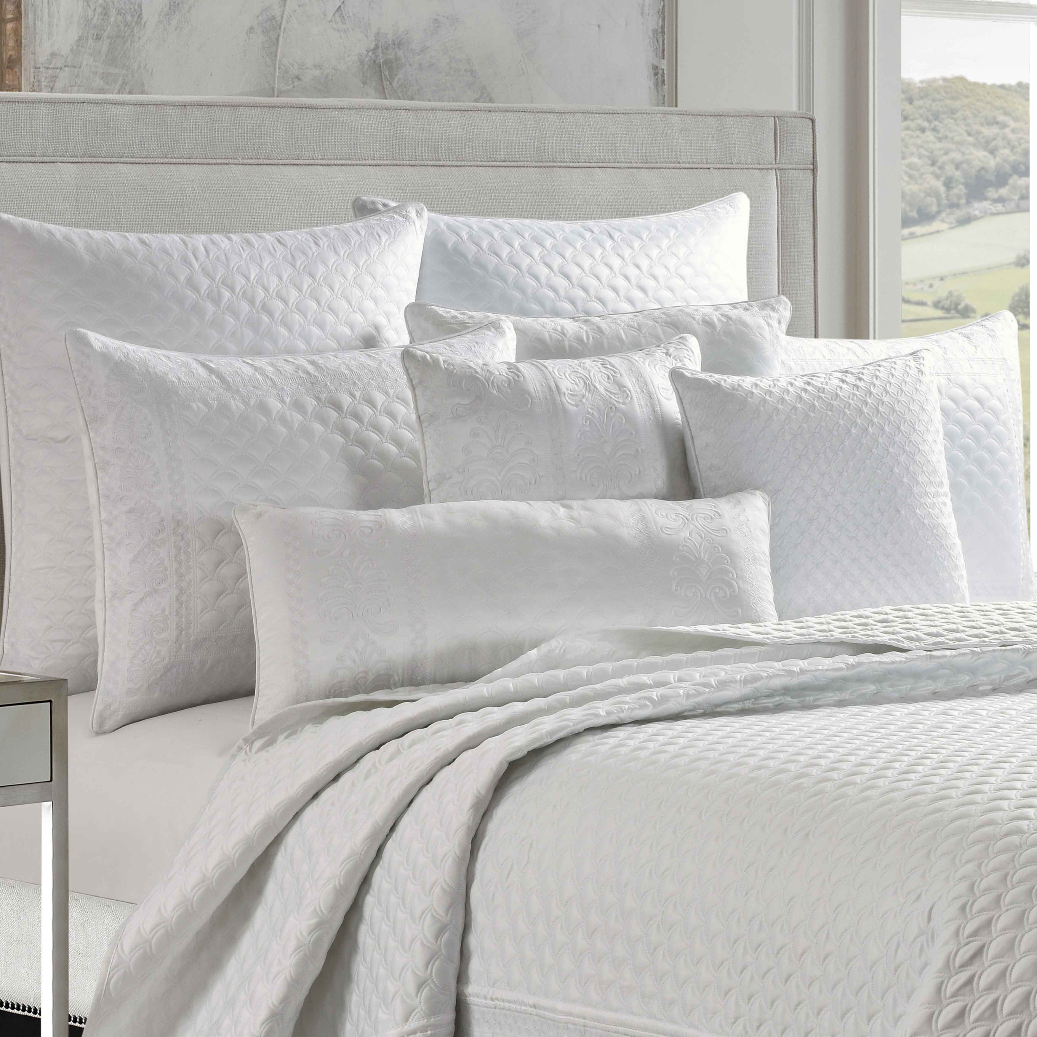 J. Queen New York Lyndon White Quilted Coverlet – Latest Bedding