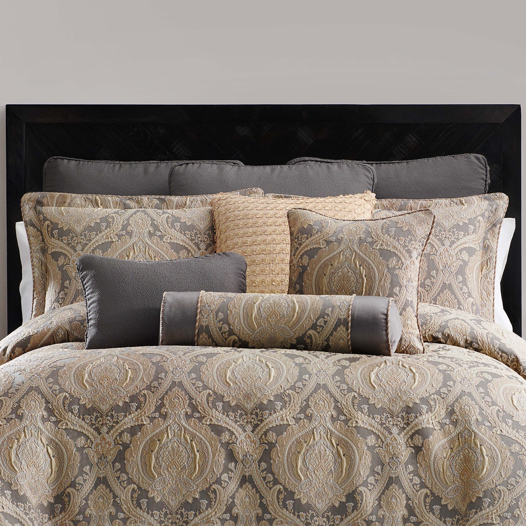 NorwichPewter4 PieceComforterSet 2 1728x ?v=1650532049