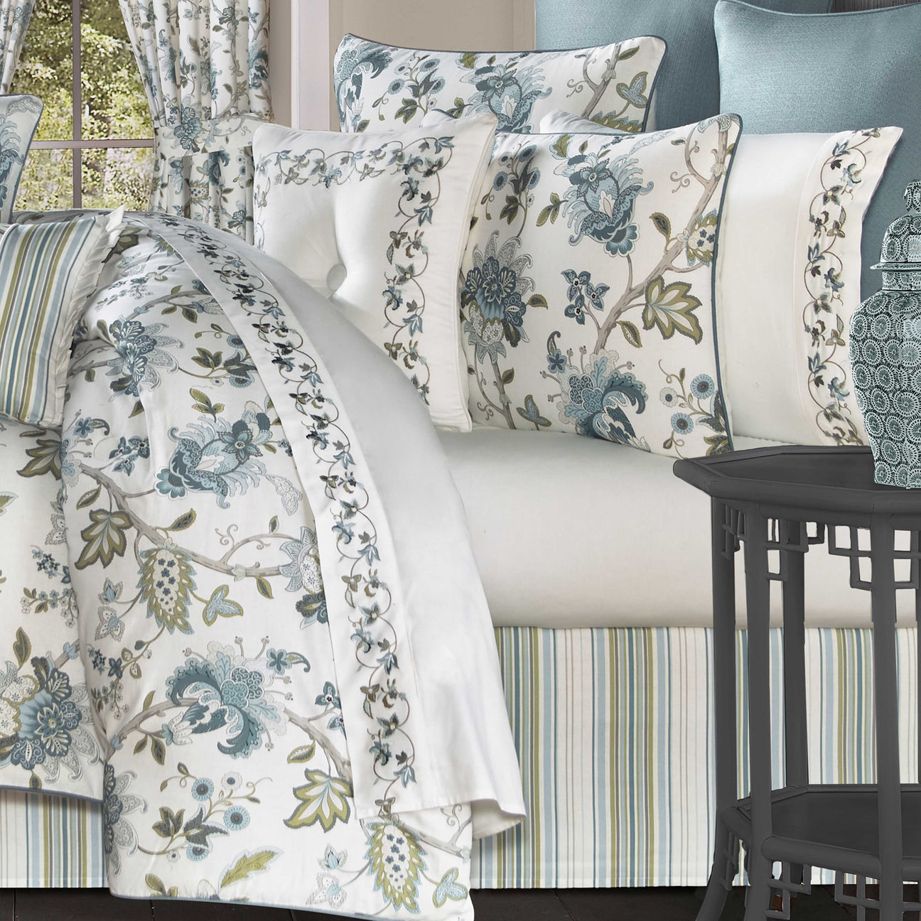 RosannaTeal4 PieceComforterSet 2 1296x ?v=1648812865