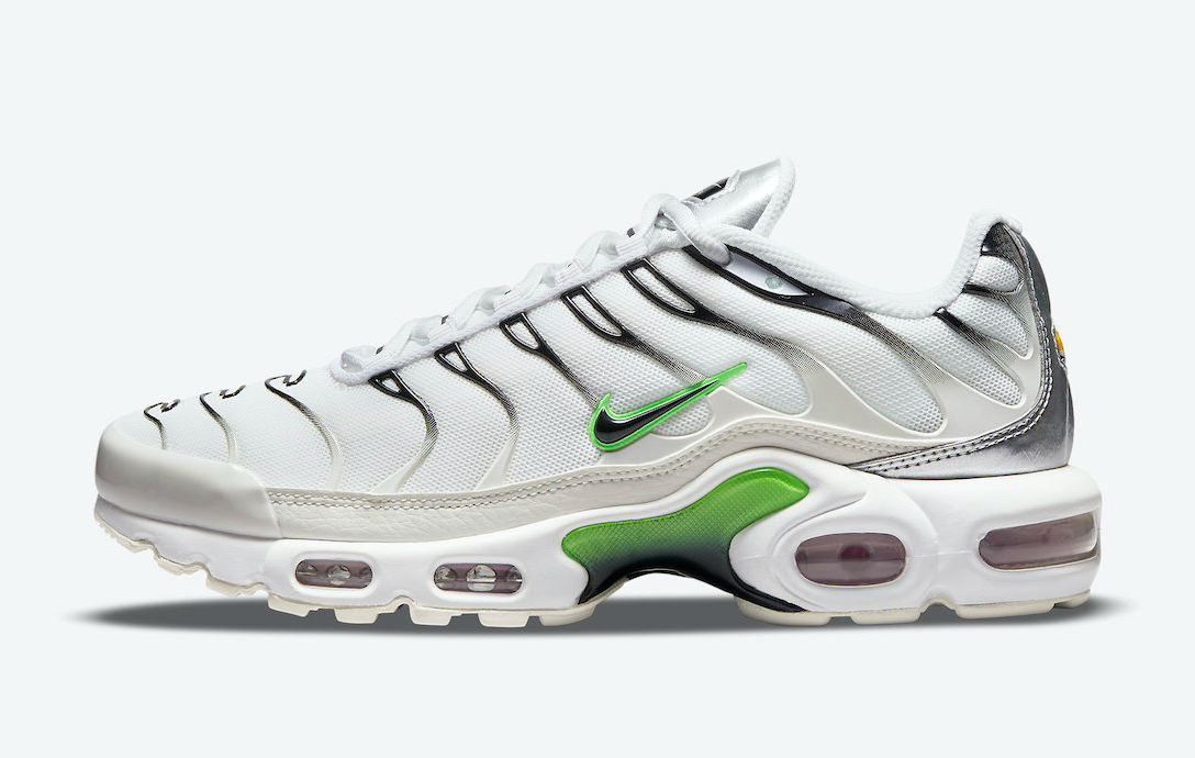 Nike TN White Green Strike