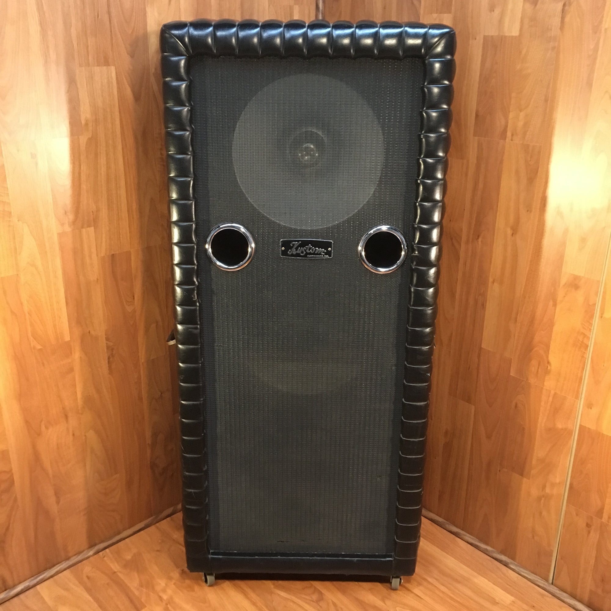 kustom bass cabinet