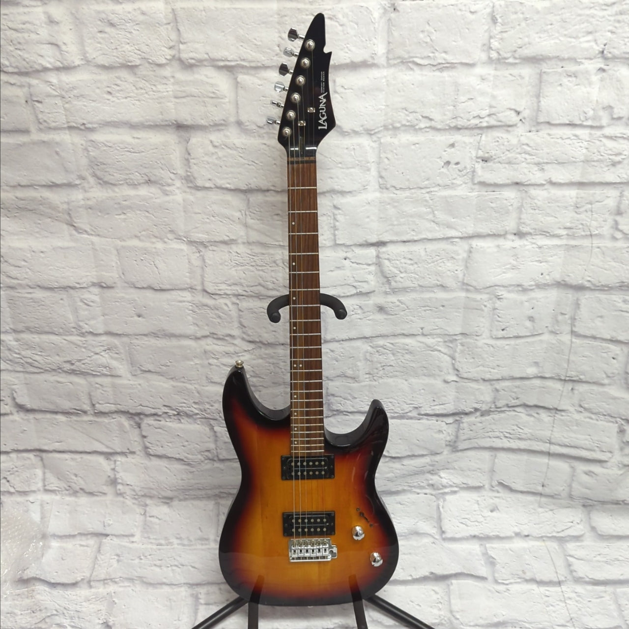 laguna sunburst electric guitar