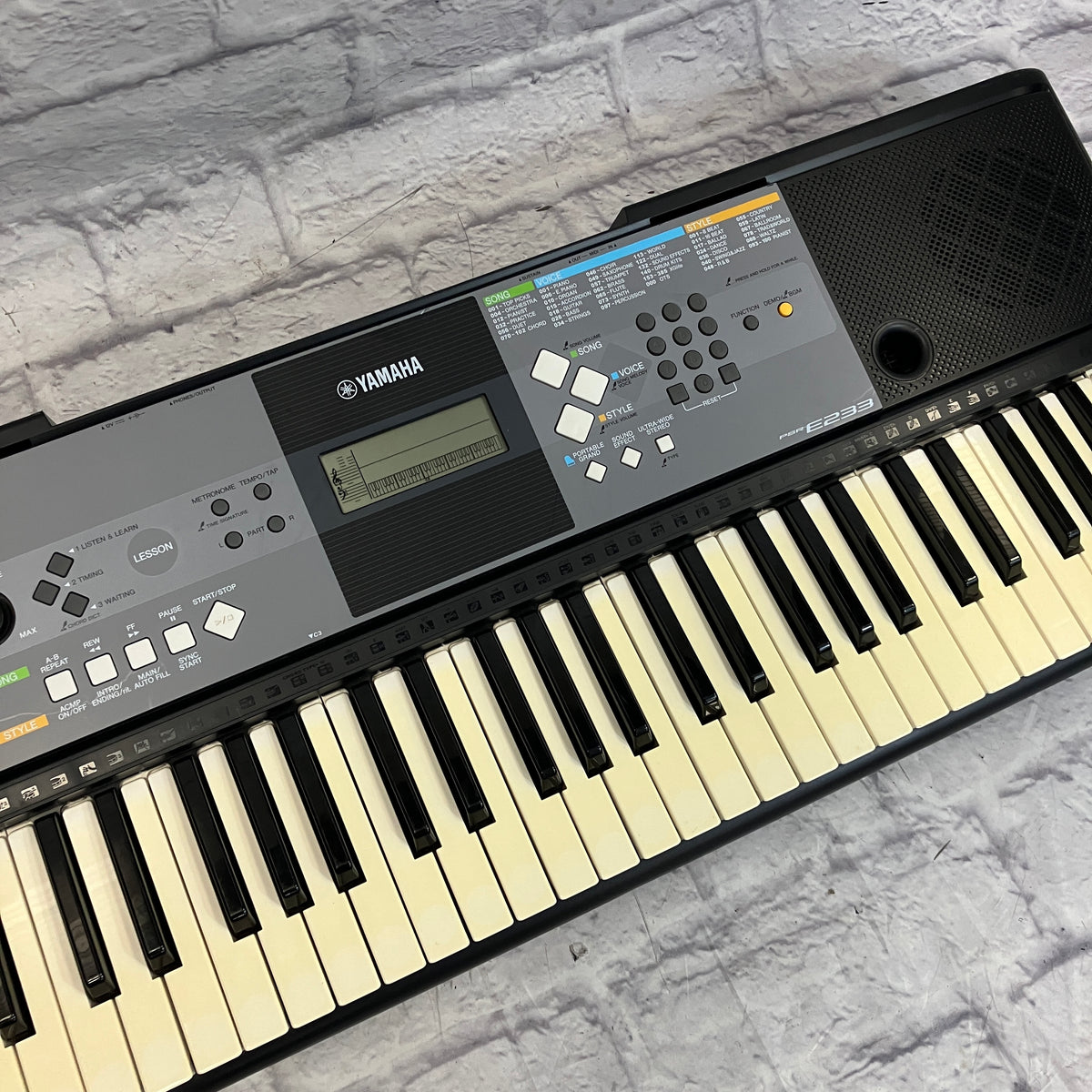 Yamaha PSRE233 61Key Electronic Keyboard Evolution Music