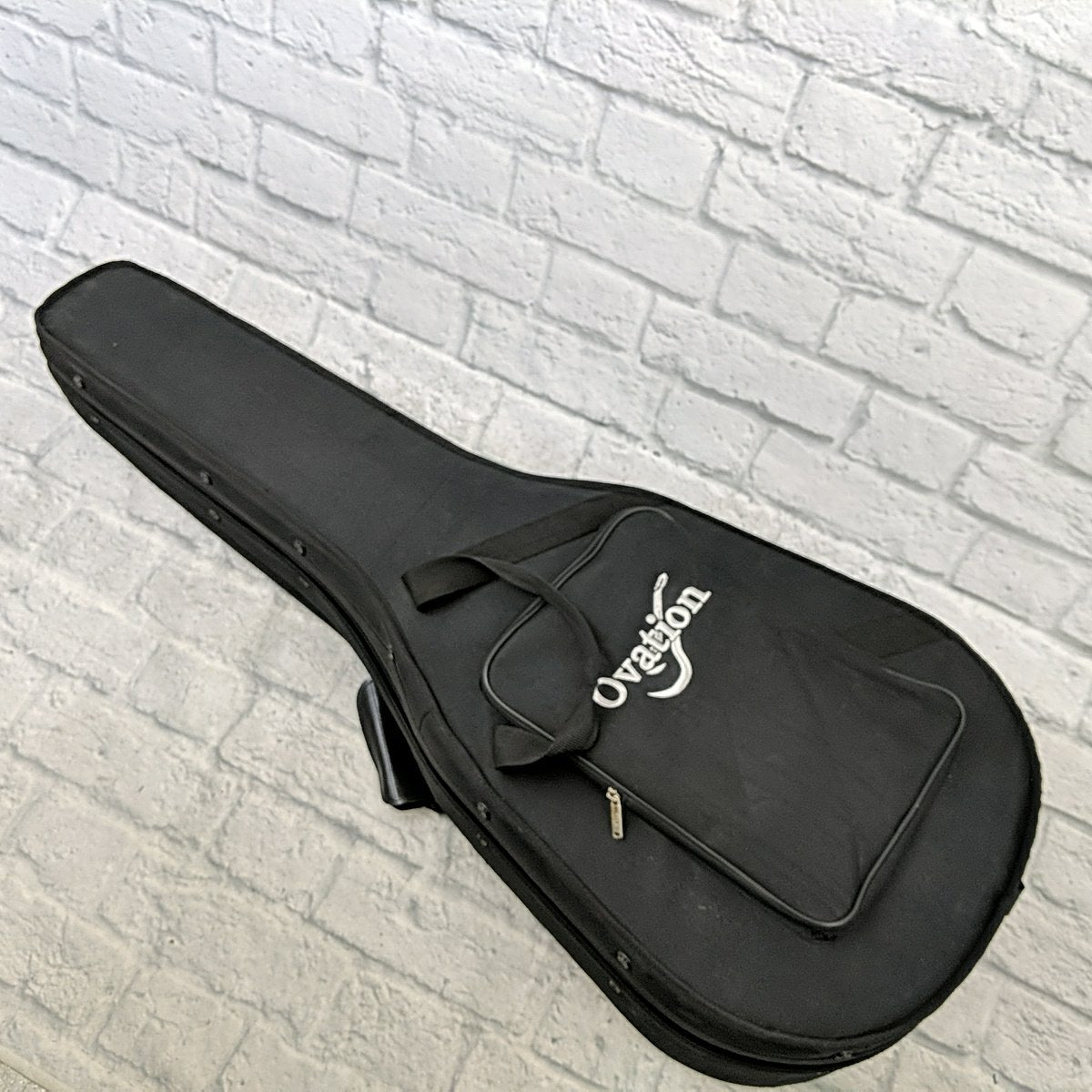 ovation applause guitar case