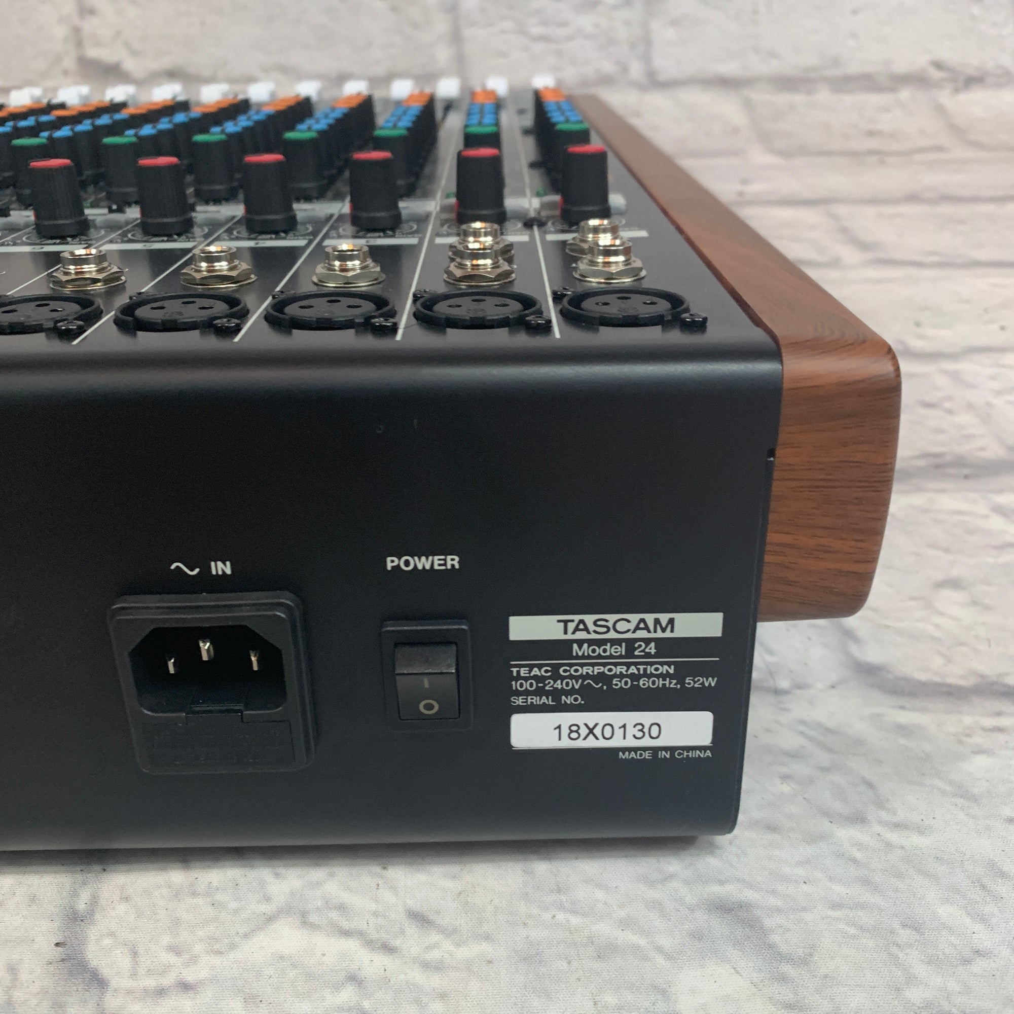 Tascam Model 24 Mixerinterfacerecorder Evolution Music