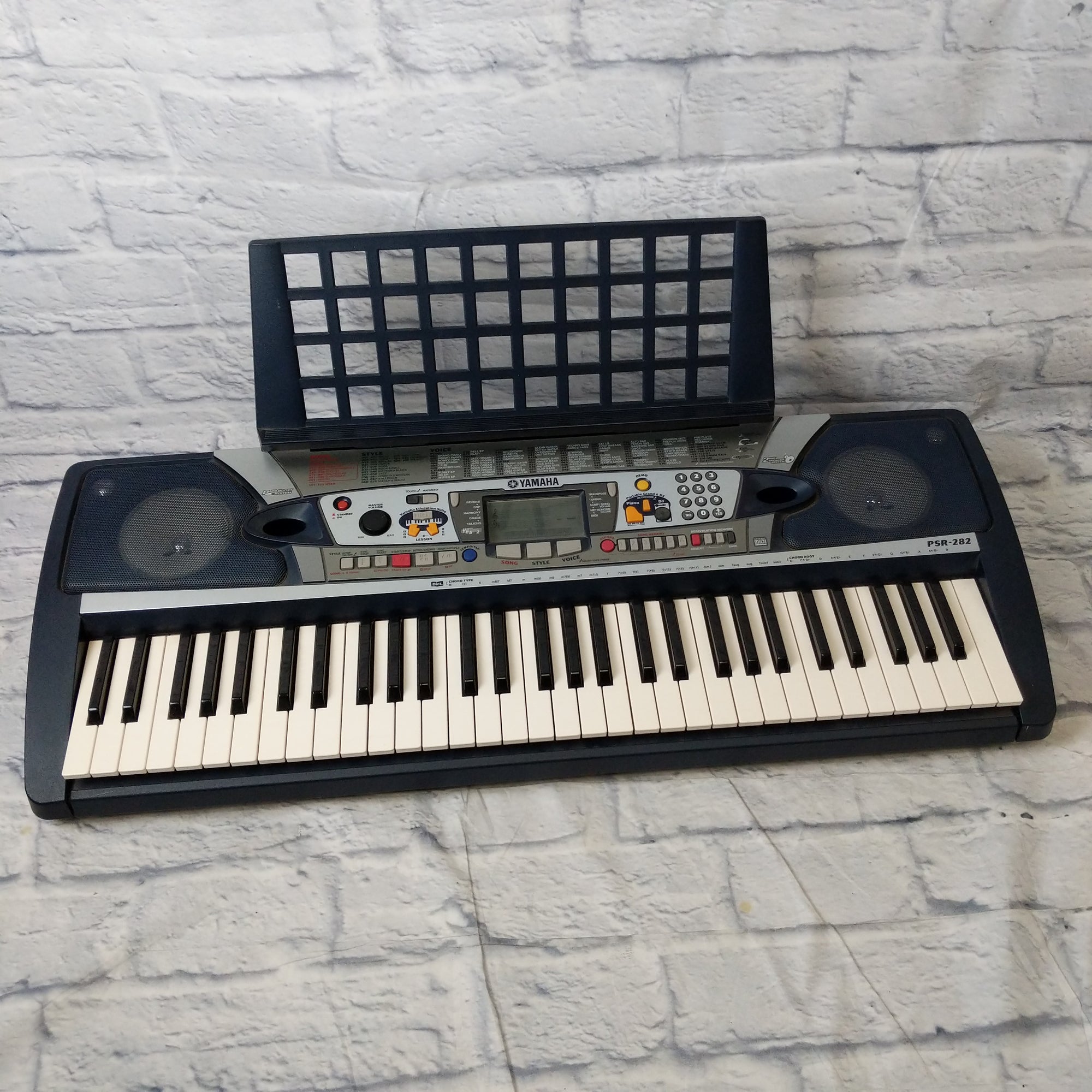 yamaha keyboard psr 282