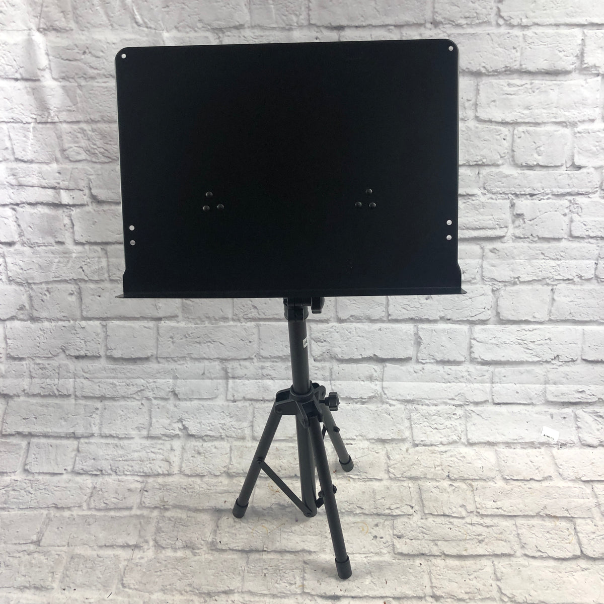 Belmonte Conductor Music Stand - Evolution Music