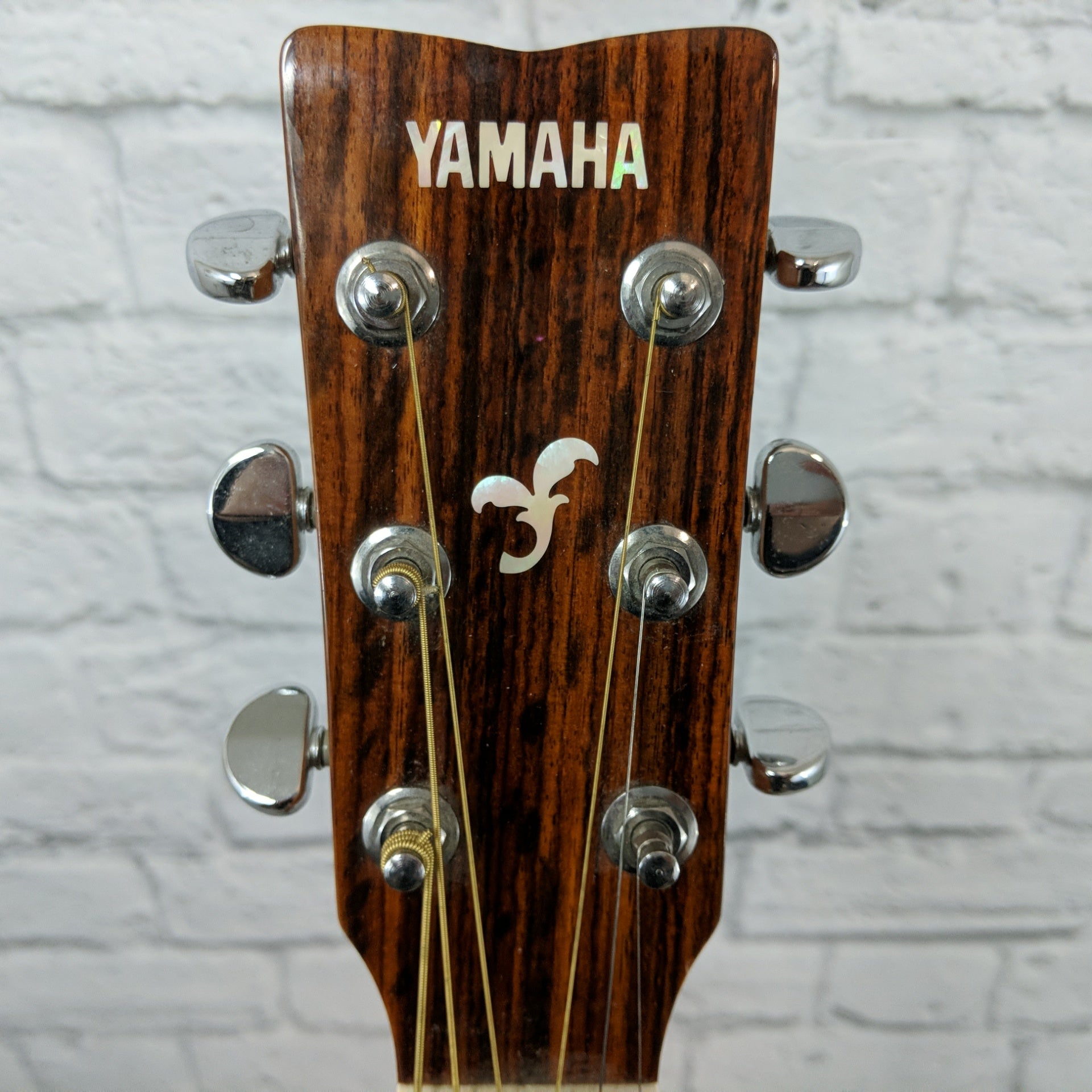 yamaha fg700s sdb