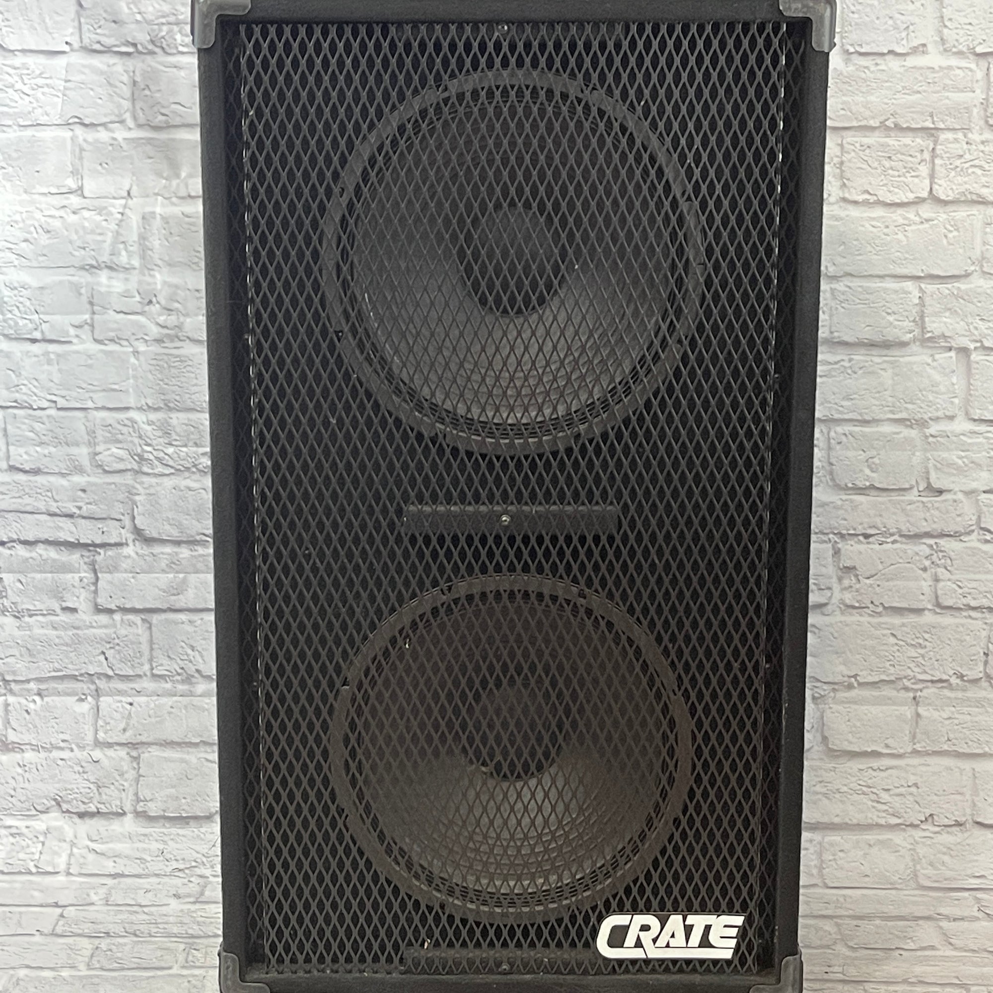 crate bass cabinet